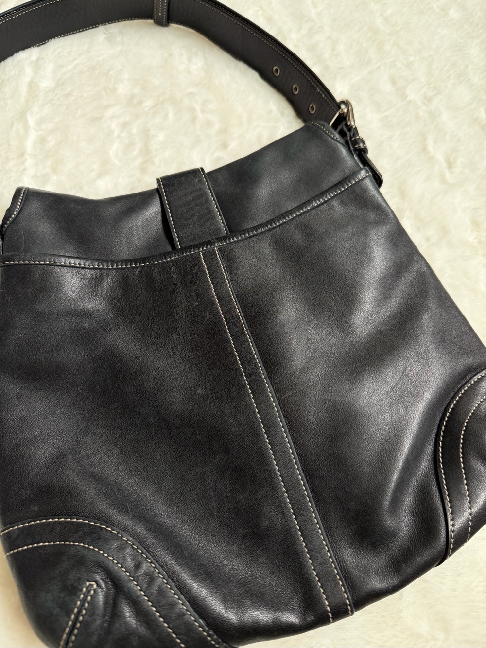 Coach Black Leather Shoulder Bag with Buckle Detail - Picture 7 of 16